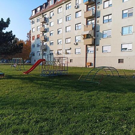 Apartment Close2Park *** Cakovec Bagian luar foto